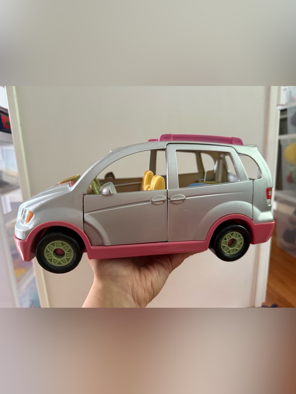Vintage Fisher Price Loving Family Doll Musical Mini Van ~ SILVER ~ 2007 ~ WORKS